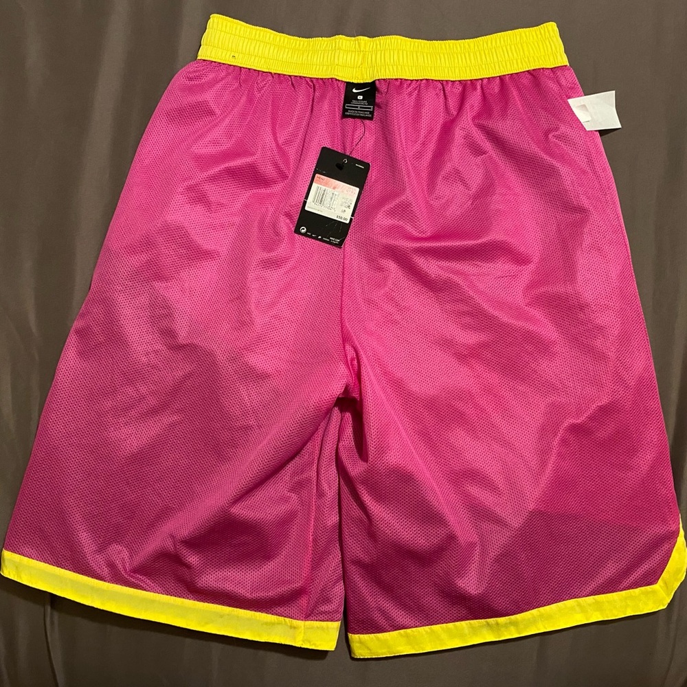 Nike Basketball Shorts - Picture 2 of 7